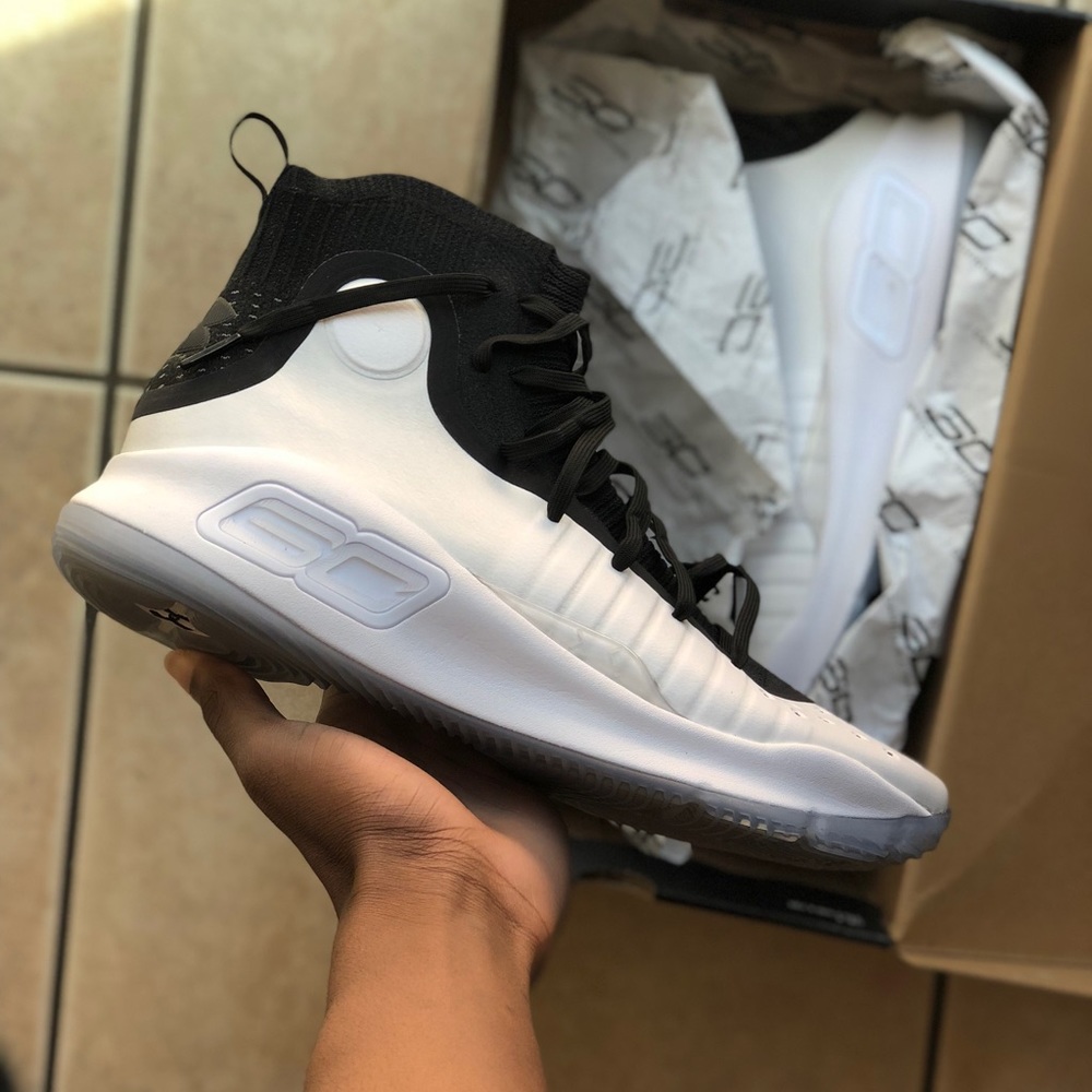 Stephen Curry 4s! NEVER WORN! Size 13.